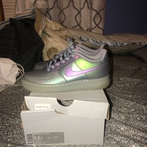 Nike Air Force LV8 Iridescent size 6.5